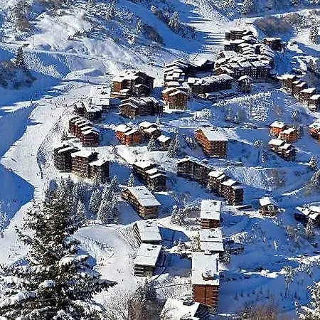 Pleasant Flat In Meribel-mottaret With Balcony *