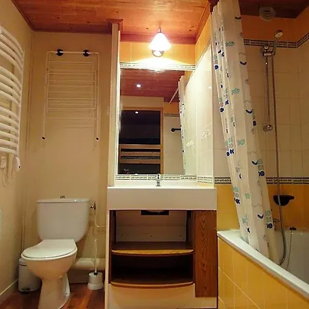 Pleasant Flat In Meribel-mottaret With Balcony 2* Méribel